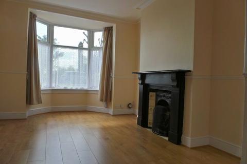 3 bedroom terraced house to rent, Clifton Road, Rugby CV21