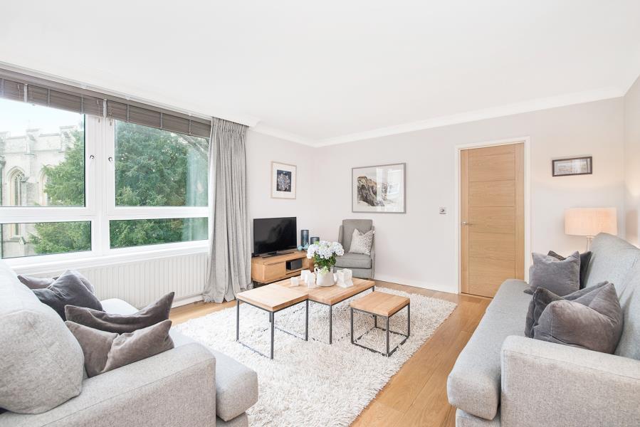 Farley Court, Kensington, W14 3 bed apartment for sale £1,250,000