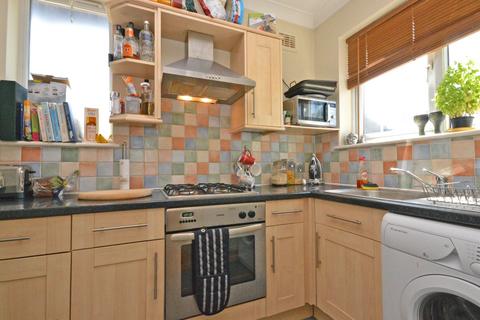 1 bedroom flat to rent, Marlborough Close, Colliers Wood