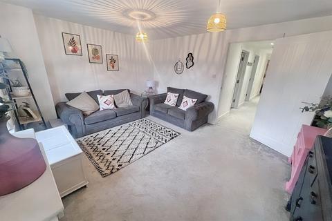 2 bedroom flat for sale - Wareham