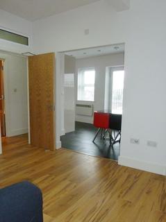 3 bedroom apartment to rent - Stunning 3 Double Bed Flat!!! High Road, Willesden Green NW10 2PP
