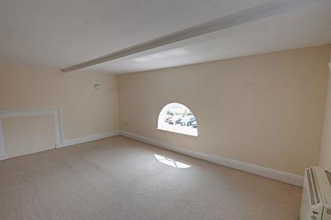 2 bedroom apartment to rent, Hilperton Road, Trowbridge