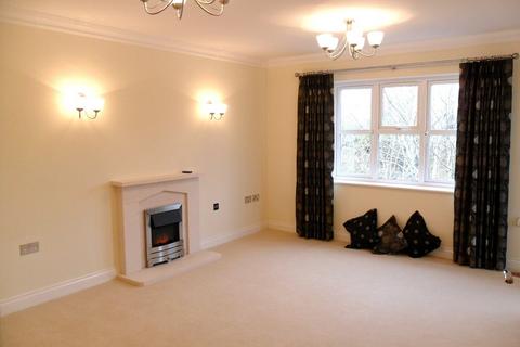 2 bedroom flat to rent, Whitefield Road, New Milton