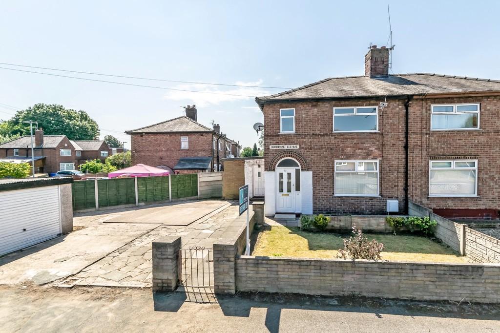 Richmond Avenue, Latchford 3 bed semidetached house £129,500