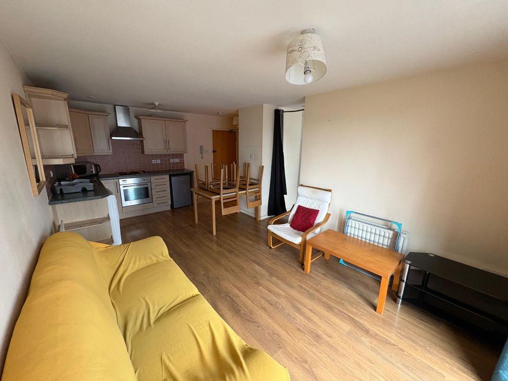 Lounge to Kitchen