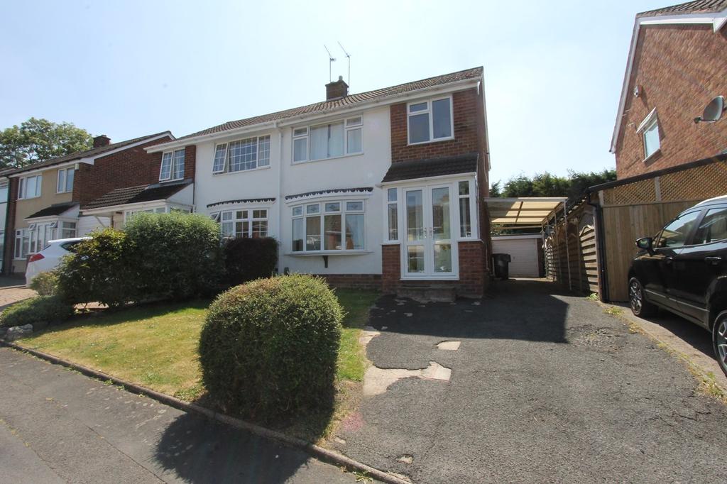 Meadowcroft, Hagley, Stourbridge, DY9 3 bed semidetached house £275,000
