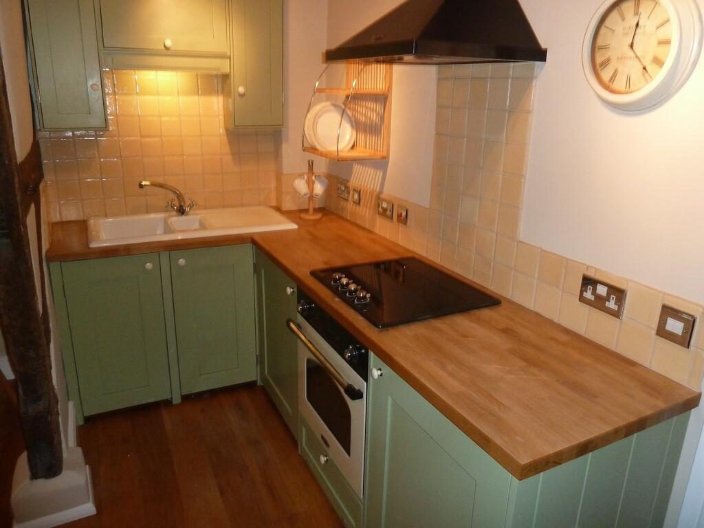 Fitted kitchen