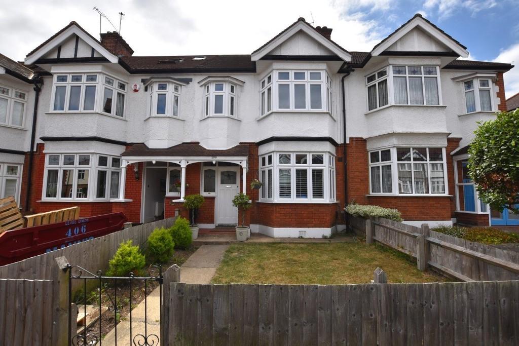 Cranbourne Avenue, Wanstead 3 bed terraced house £775,000