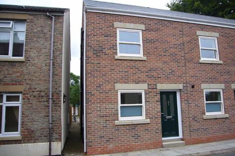 3 bedroom end of terrace house to rent, High Street, Rawciffe, Nr Goole, DN14 8QL
