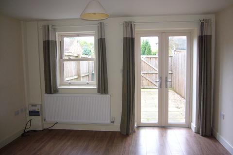 3 bedroom end of terrace house to rent, High Street, Rawciffe, Nr Goole, DN14 8QL