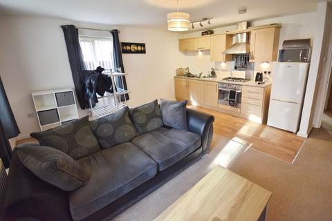 1 bedroom ground floor flat to rent, Blythe Court, Burslem