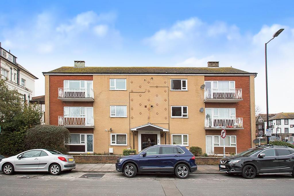 Spencer Road, Eastbourne 2 bed flat £219,950