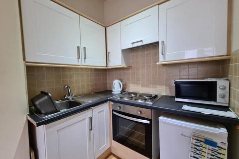 Studio to rent, Hawkhead Road, Paisley, Renfrewshire, PA2