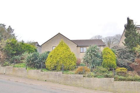 3 bedroom bungalow to rent, Hillier Close, Stroud, Gloucestershire, GL5