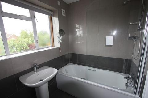 3 bedroom detached house to rent, Honister Heights, Purley