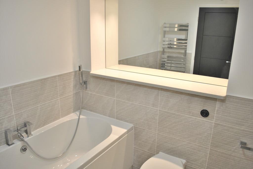 Apt 1 Bathroom Alcove LEDs