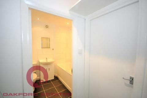 Studio to rent, Euston Road, Euston, London NW1
