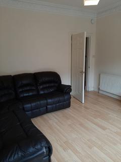 2 bedroom flat to rent, Seedhill Road, Paisley, Renfrewshire, PA1