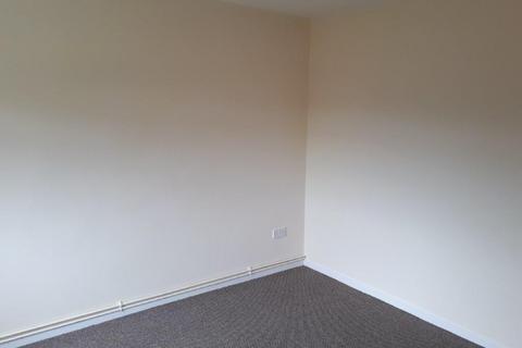 2 bedroom apartment to rent, Lancaster Avenue, Telford, Dawley, TF4