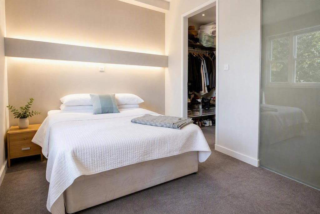 Apartment in London - More