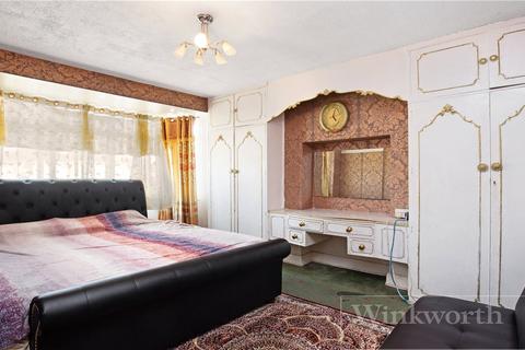 5 bedroom semi-detached house for sale, Lindsay Drive, Harrow HA3