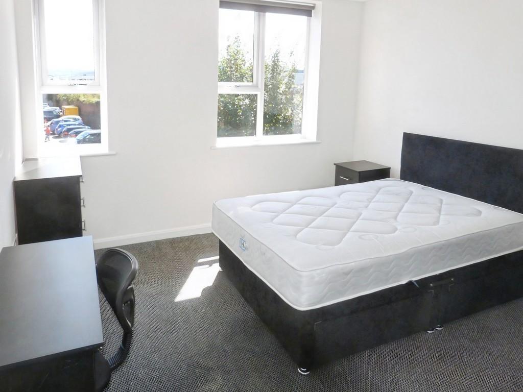 120aca7b-bedroom