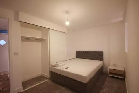 Studio to rent – pohled 5