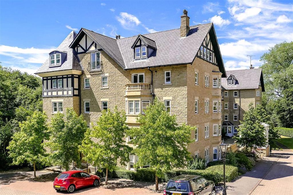 Portland Crescent, Harrogate, North Yorkshire 3 bed apartment £350,000