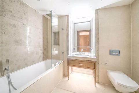 undefined, 190 Strand London WC2R