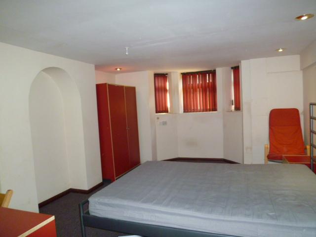 Photograph 5