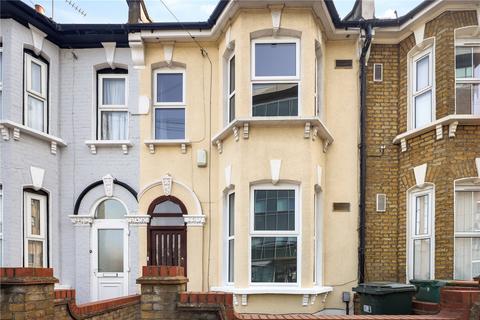 4 bedroom terraced house to rent, Grove Crescent Road, Stratford, London, E15