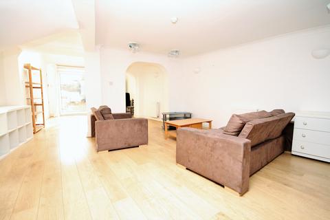 1 bedroom flat to rent, Grosvenor Avenue, Highbury