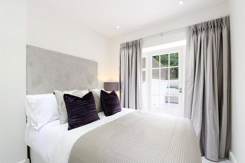 4 bedroom apartment to rent, Somerset Court, 79-81 Lexham Gardens, Kensington, London, W8