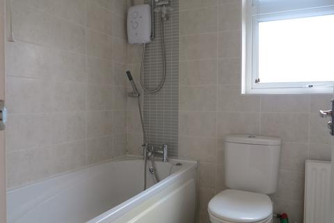 2 bedroom maisonette to rent - Fleetham Gardens, Lower Earley, RG6 4BY