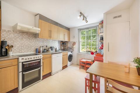 2 bedroom flat for sale, Canonbury Square, Canonbury, Islington, London