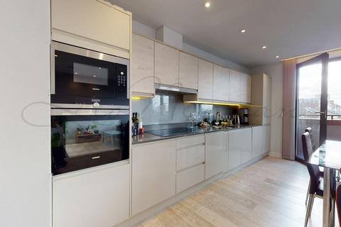 3 bedroom apartment to rent, Leighton Road, Kentish Town, NW5