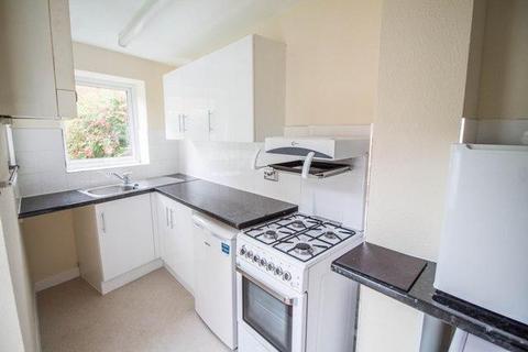 2 bedroom flat to rent - Hucknall Road, Carrington, Nottingham, NG5 1AB
