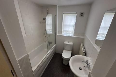 2 bedroom apartment to rent, Lowther Crescent St Helens WA10