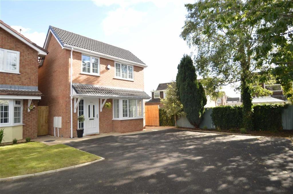 Primrose Avenue, Macclesfield 3 bed detached house £264,950