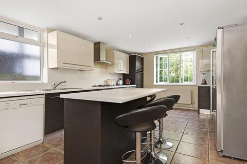 5 bedroom house to rent, Barham Road, SW20