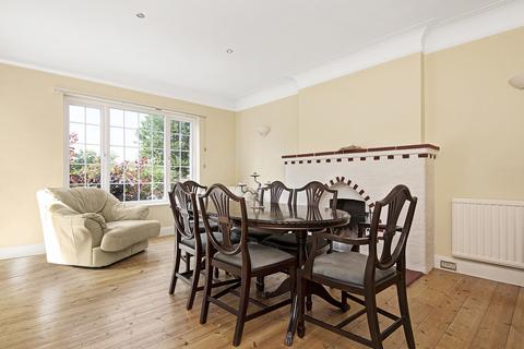 5 bedroom house to rent, Barham Road, SW20