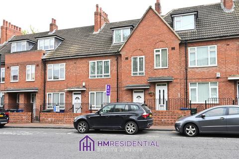 3 bedroom flat to rent, Diana Street, Arthurs Hill NE4