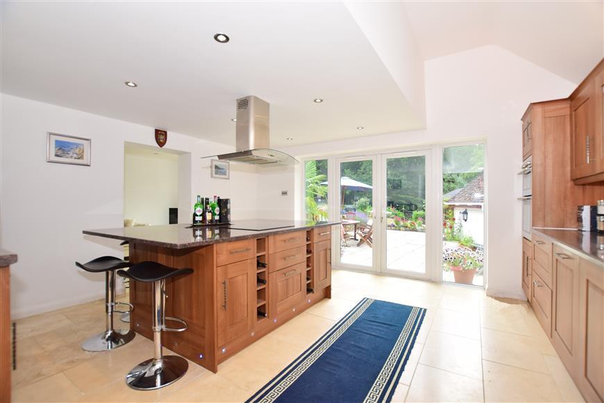 Mardens Hill, Crowborough, East Sussex 5 bed detached bungalow £1,000,000