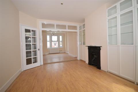 2 bedroom terraced house to rent, Cecil Road Croydon, Croydon