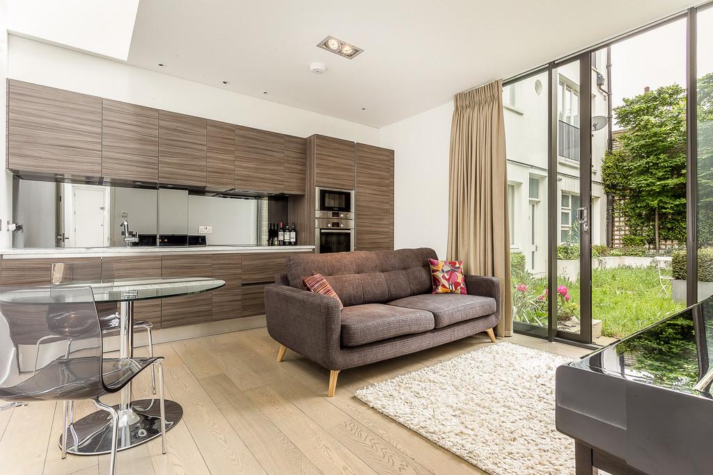 John Kirk House Street Bloomsbury 1 Bed Apartment 2 275 Image 1 Of 8