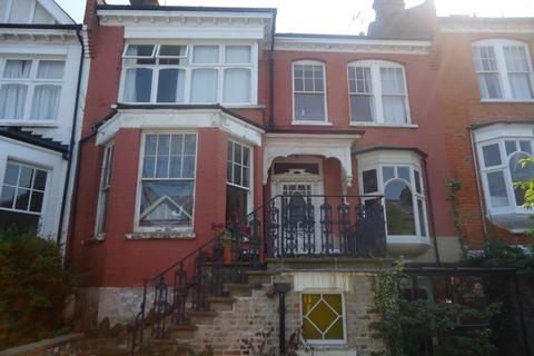 1 bedroom in a house share to rent, A, Woodland Rise, Muswell Hill, N10