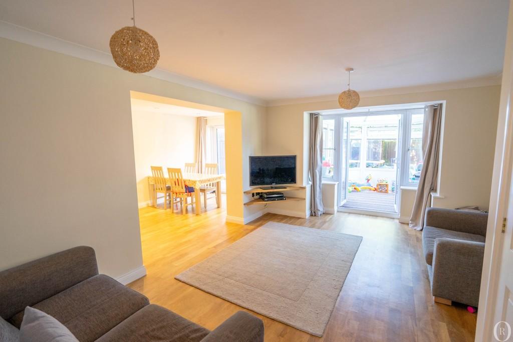 Wetherby Close, Queniborough, Leicester 3 bed semidetached house £220,000