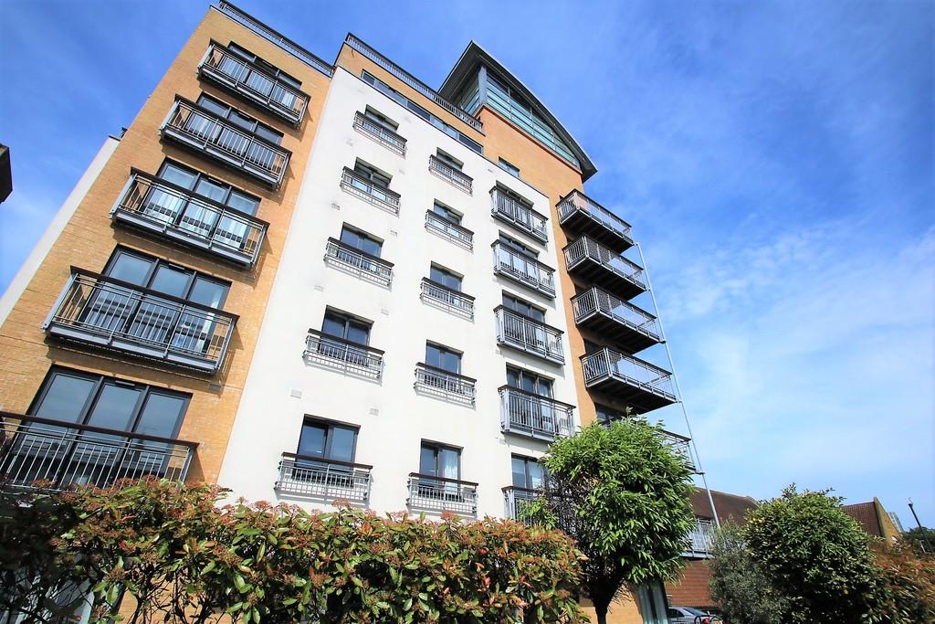 Park Lane, Croydon 2 bed apartment £1,200 pcm (£277 pw)