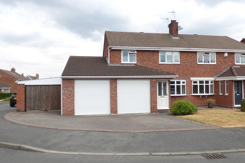 Alderbrook Drive, Whitestone, Nuneaton, CV11 3 bed semidetached house