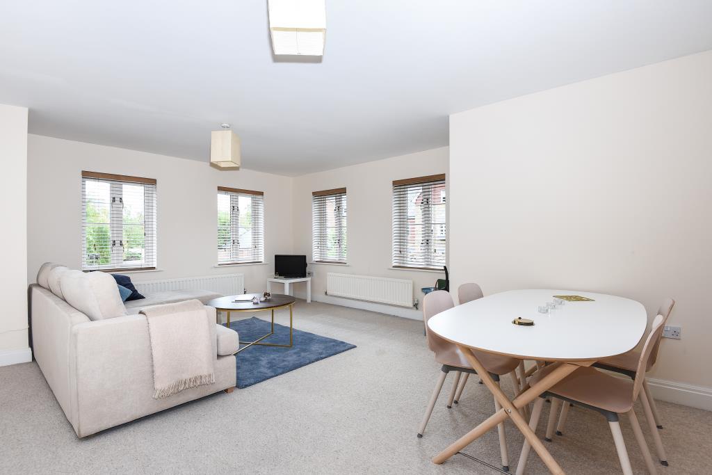 Reception Room/ Dining Area